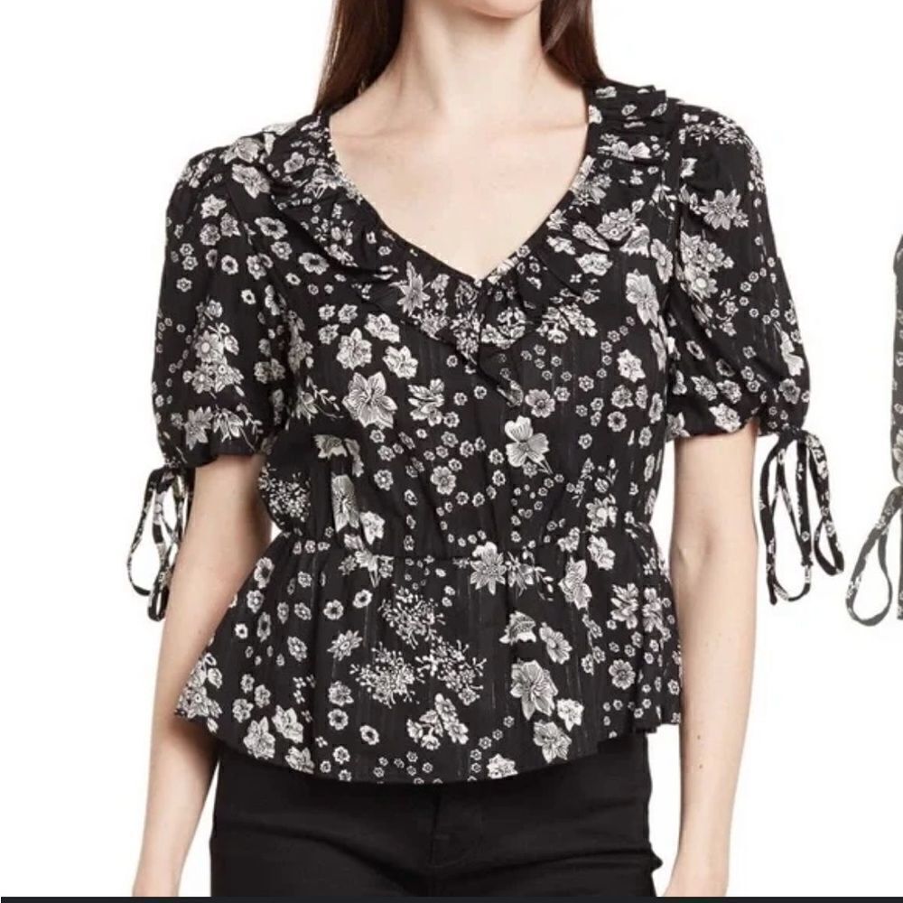 Walter Baker Mindy Floral Peplum Top in Evening Lily, Floral Size Large, NWT